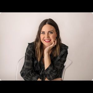 Meet your Posher, Carrie